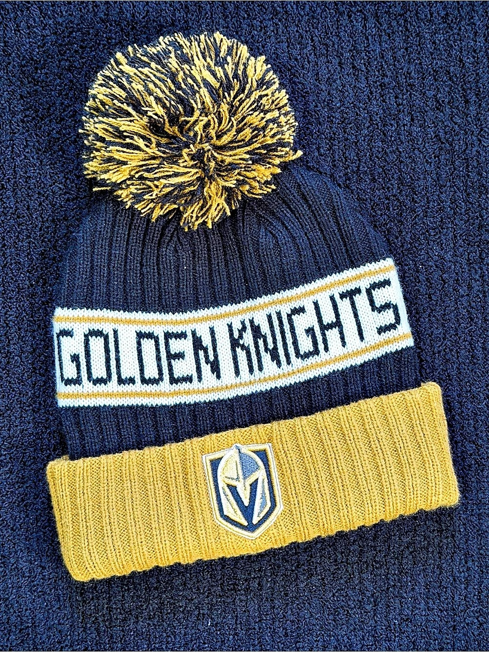 Fanatics Vegas Golden Knights Cuffed Knit Hat with Pom Black & Yellow